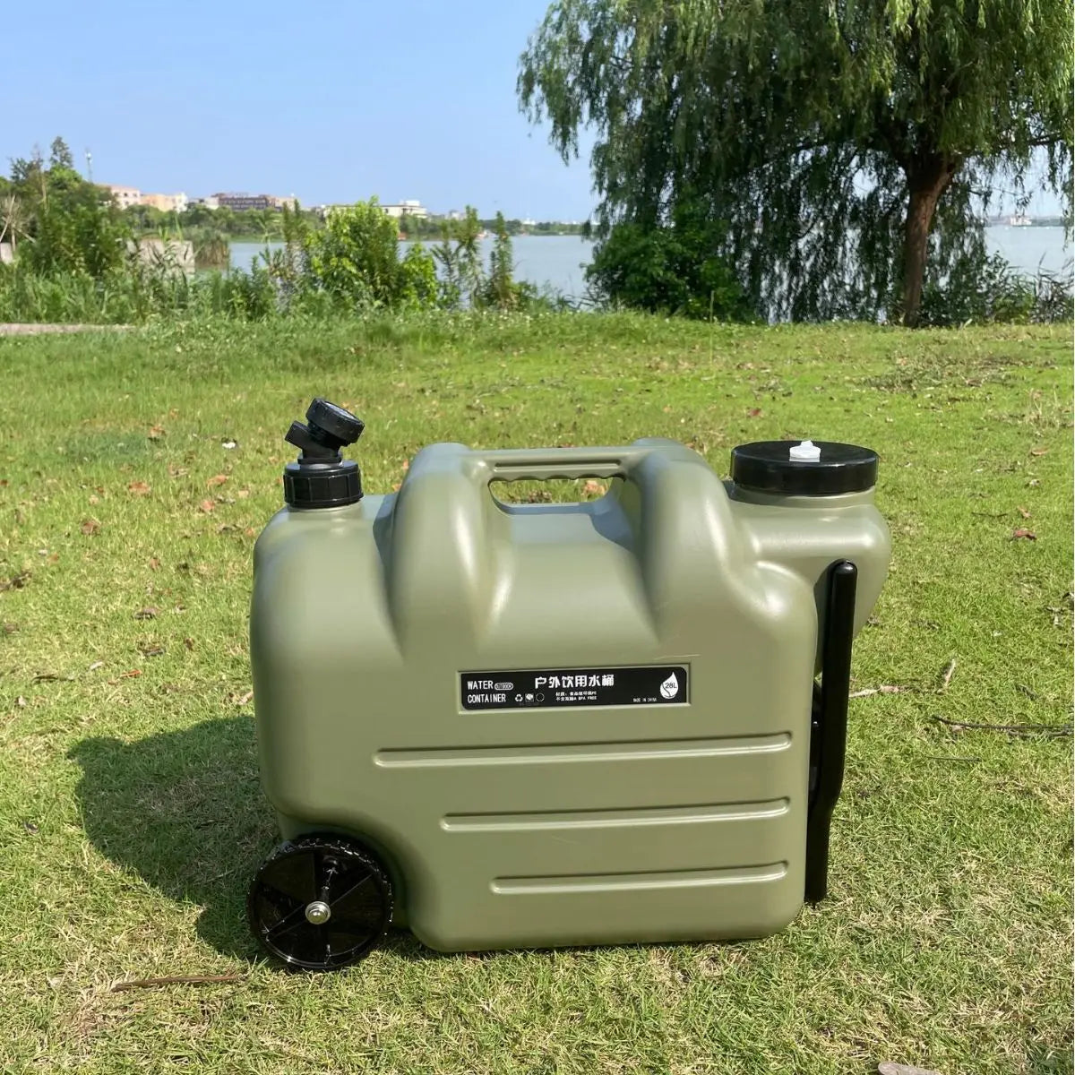 Camping outdoor PE bucket portable tie rod with wheels faucet large kettle car water storage tank